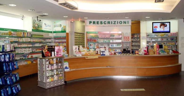 Interni della farmacia Basile di Ragusa